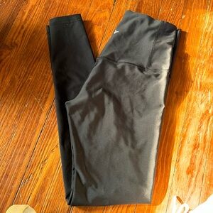 NWOT Old Navy Active Extra High Rise